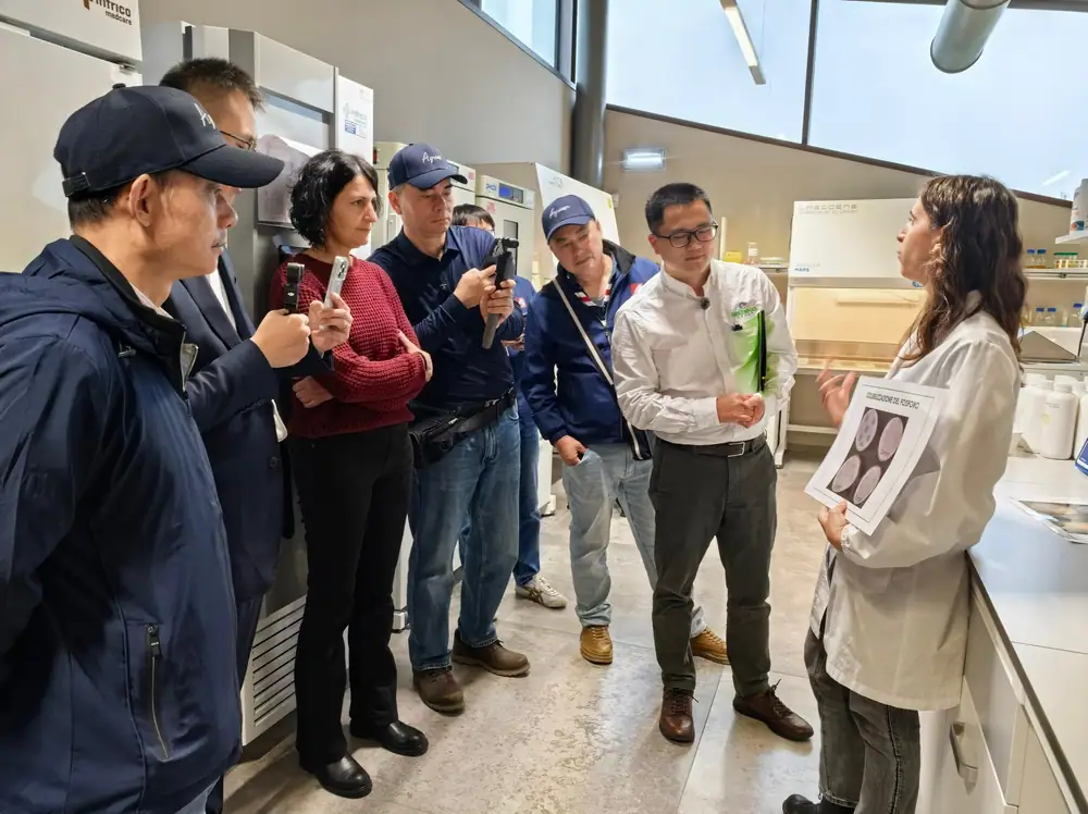 瑞年特肥出访意大利绿色肥料集团:十五载合作深耕,共探农业创新研发之路
