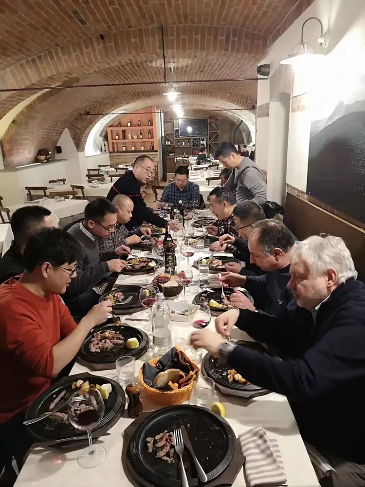 杭州瑞年意大利现代农业高端访问行